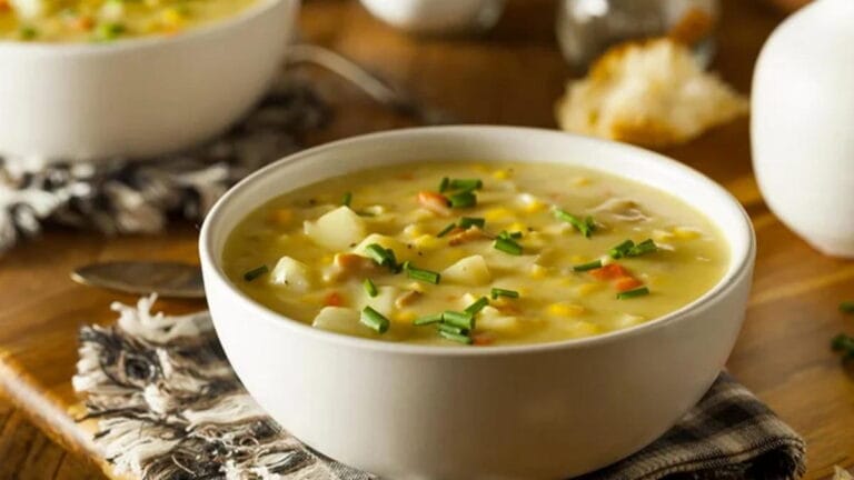 Receita deliciosa de sopa quentinha para comer nos dias frios