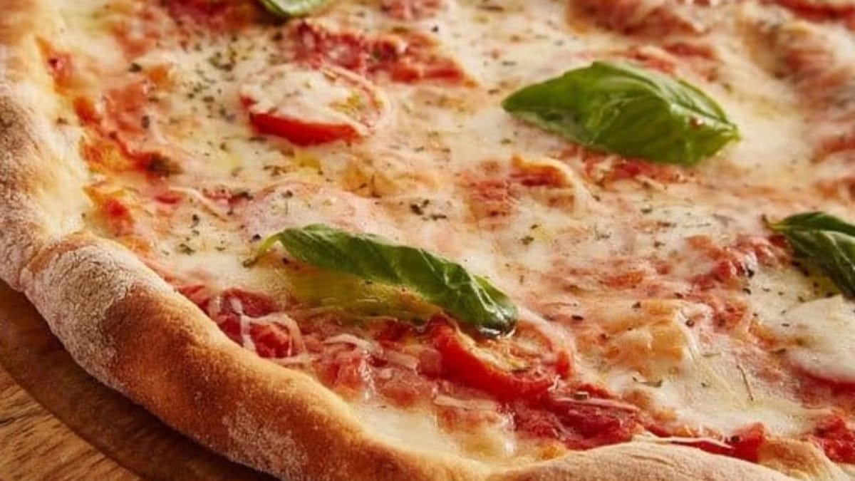 Pizza Artesanal de Massa de Pão e Leite Uma Fusão de Sabores Irresistíveis