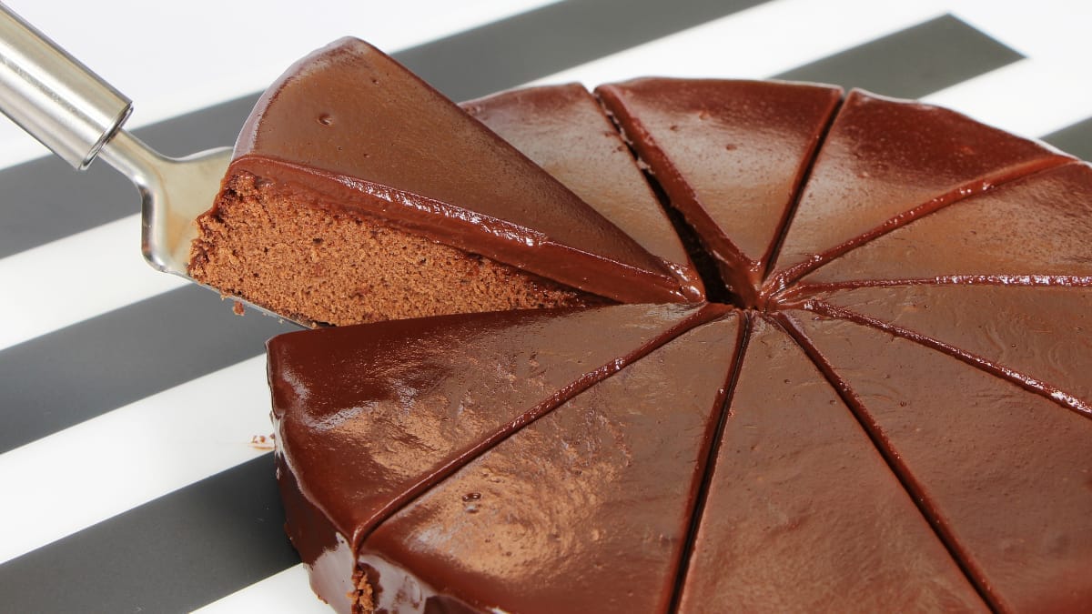 Bolo de Chocolate Rápido no Liquidificador Sabor e Praticidade em Uma Receita!