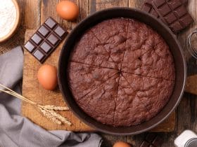 Bolo de Chocolate Vegano Simples Uma Delícia Saudável e Fácil de Preparar